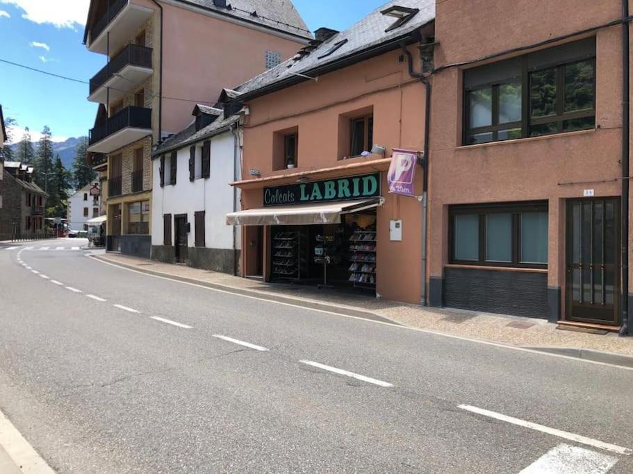 レスAlojamiento Karinaアパートメント エクステリア 写真